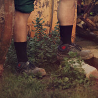 Celodoro Damen und Herren Trekking-Socken (4 Paar), Arbeitssocken mit Frotteesohle - Schwarz-Rot 35-38